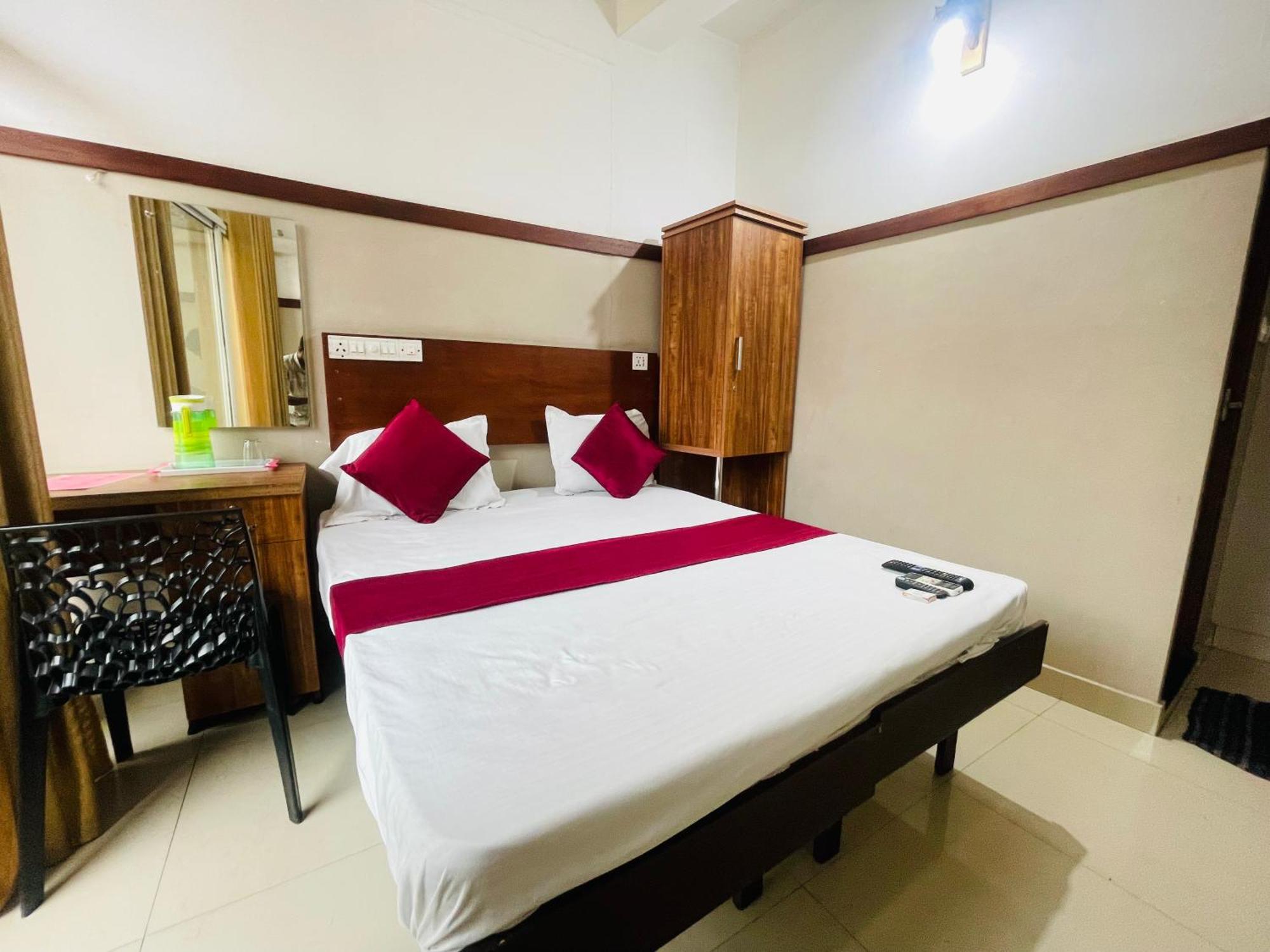 Rio Rooms Mims Calicut Exterior foto